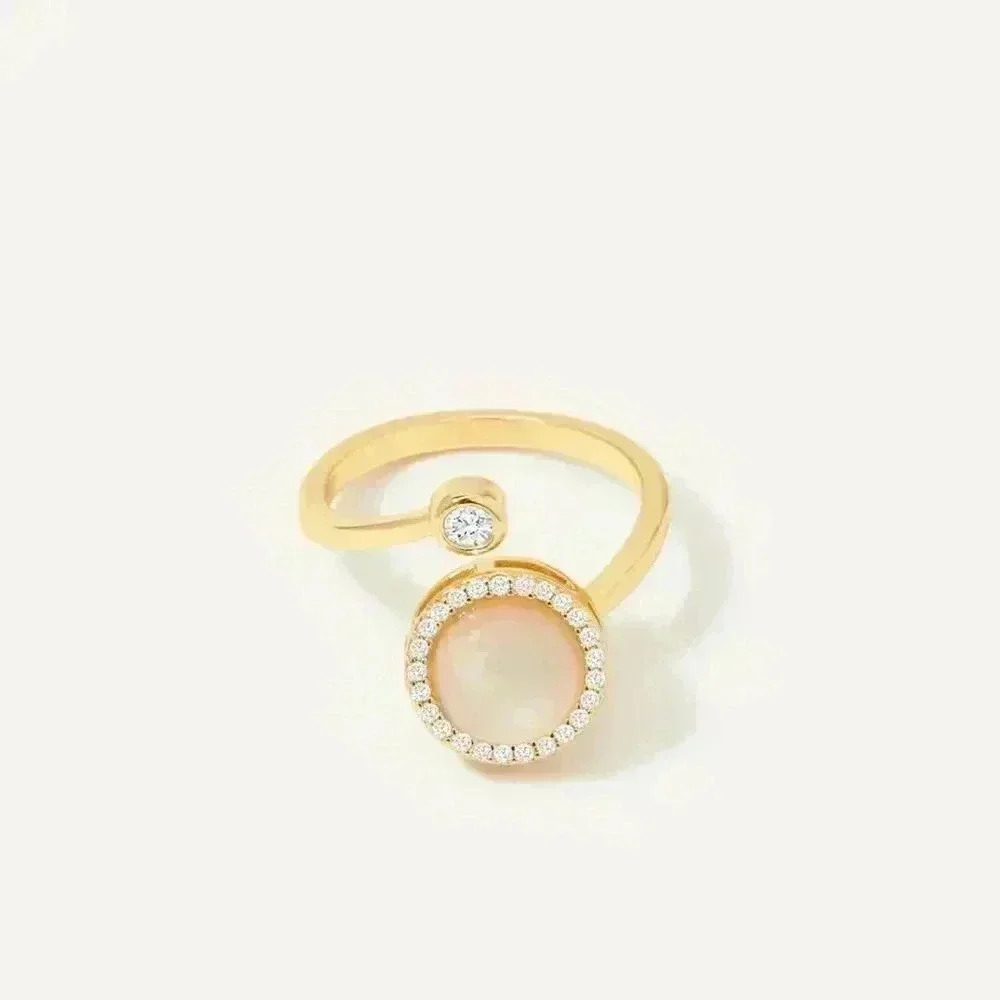 Hearts Valley moonstone meditation spinner ring